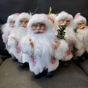 Holiday Time Santa Figurines - White and Pink
